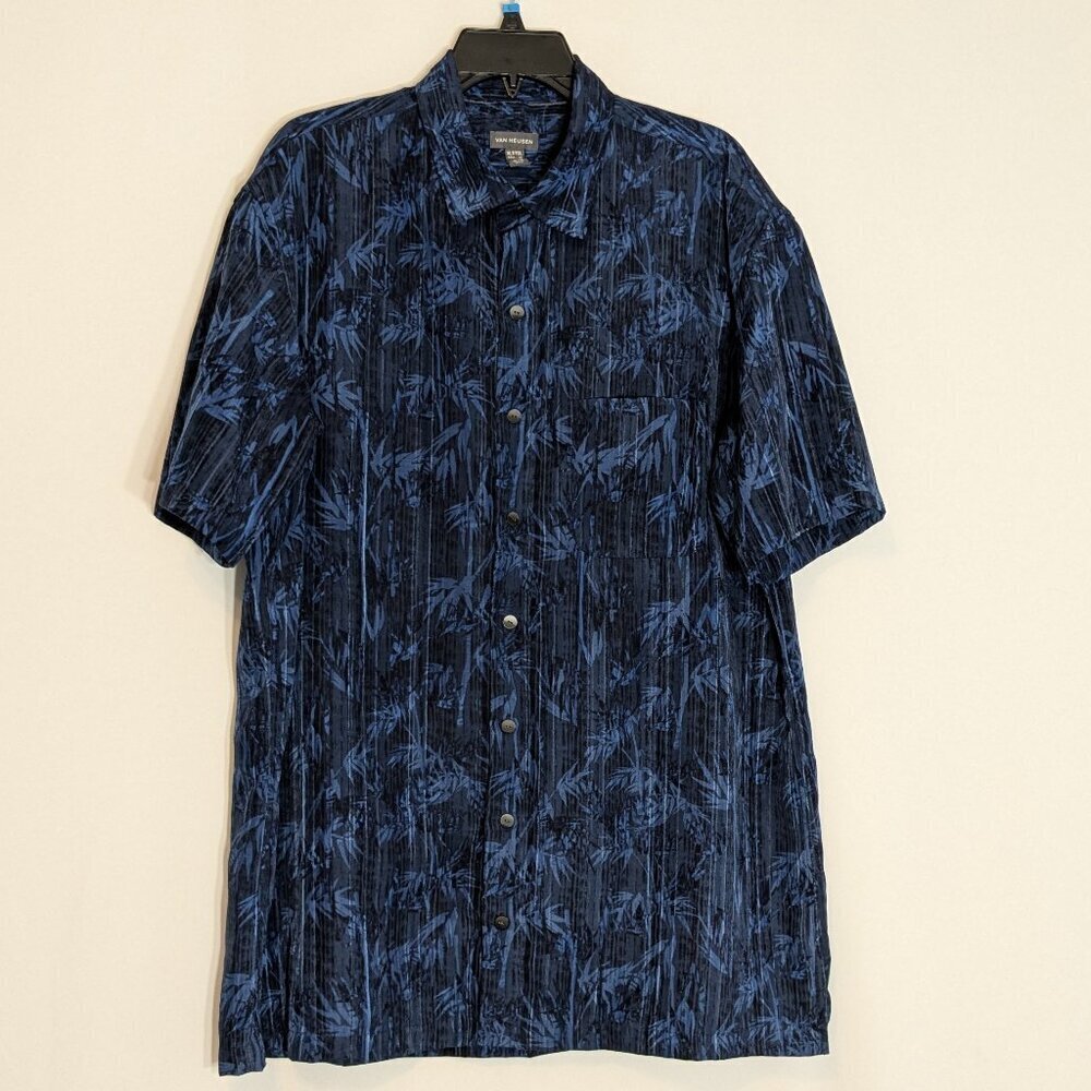 VAN HEUSEN Dark Blue Tropical Floral Short Sleeve Button Shirt; Size XLT